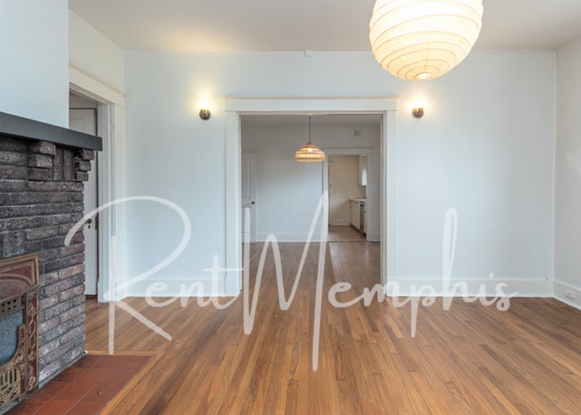 Building Photo - 771 Metcalf Pl
