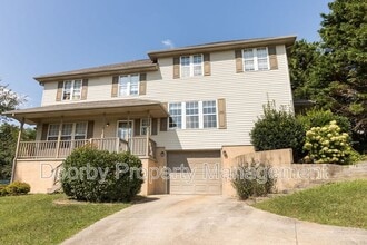 Building Photo - 5437 Blue Oak Dr