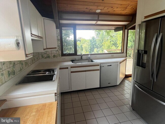 Building Photo - 16703 Woodchase Ln