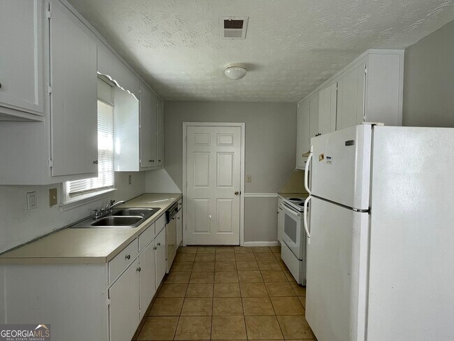 Foto del edificio - 980 Arlington Way