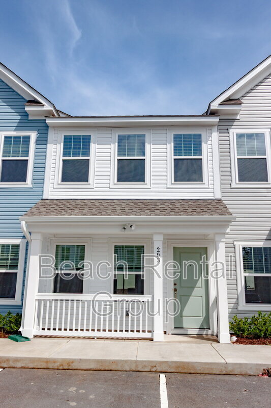 Building Photo - 203 Crescent Wy