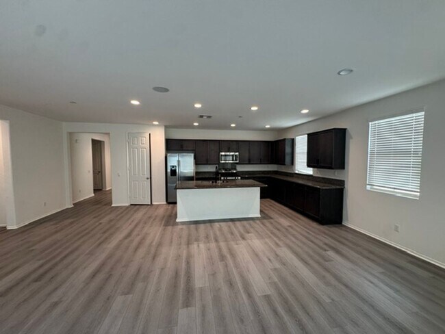 Foto del edificio - 3071 HOMEWARD St