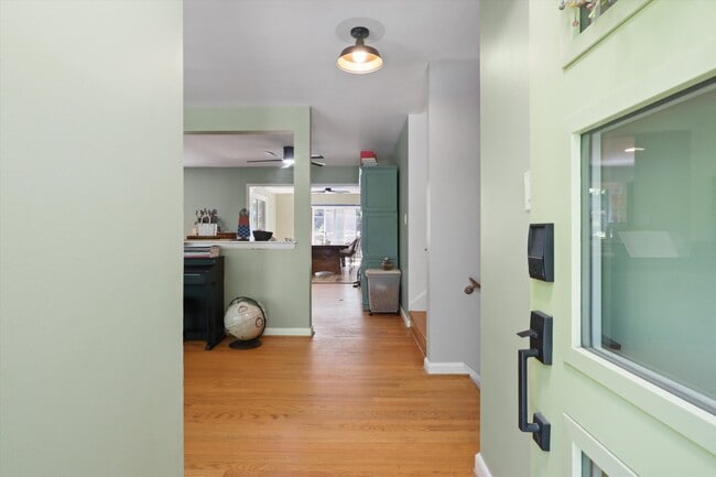 Building Photo - 3411 Stoneybrae Dr