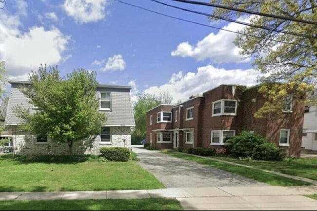 Building Photo - 5714 Phillips Ave
