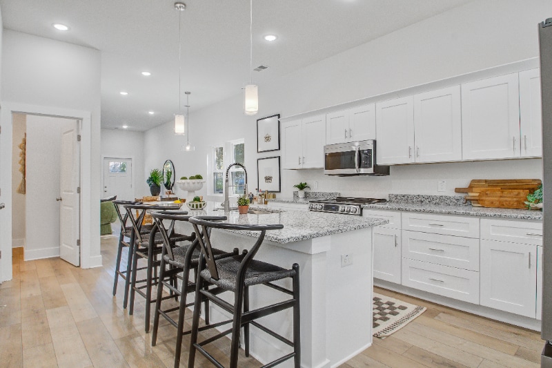 Photo - 5739 Murray Dr (Hanahan, SC)