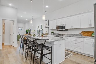 Building Photo - 5739 Murray Dr