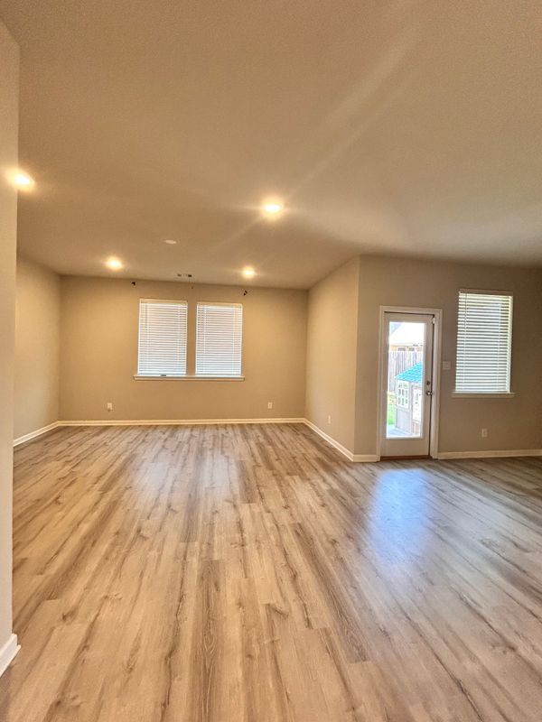 Foto del edificio - 1860 E LAKESHORE LANDING Dr