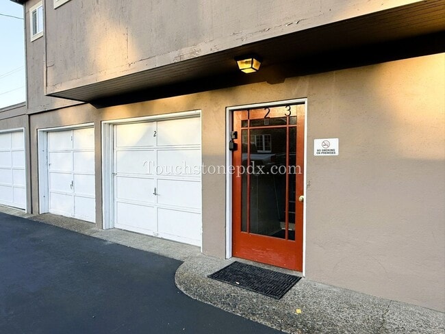 Foto del edificio - 18101 SE Arista Dr