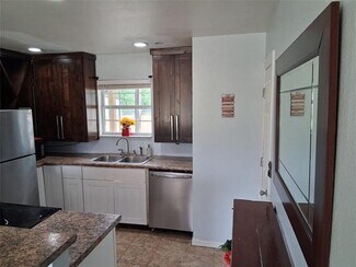 Building Photo - 1584 Kelly Rd