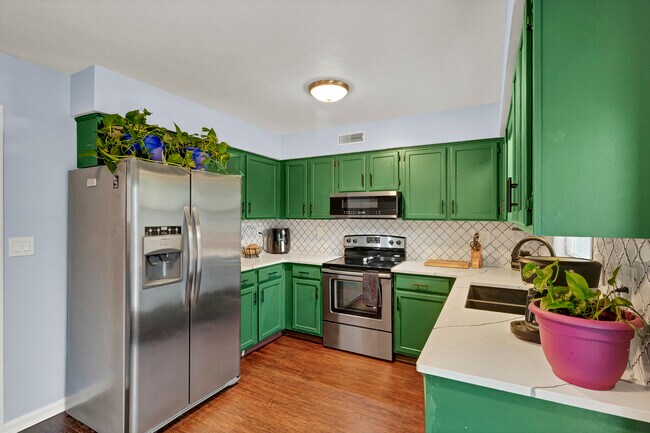 Foto del edificio - 8005 Cloudcroft Ln