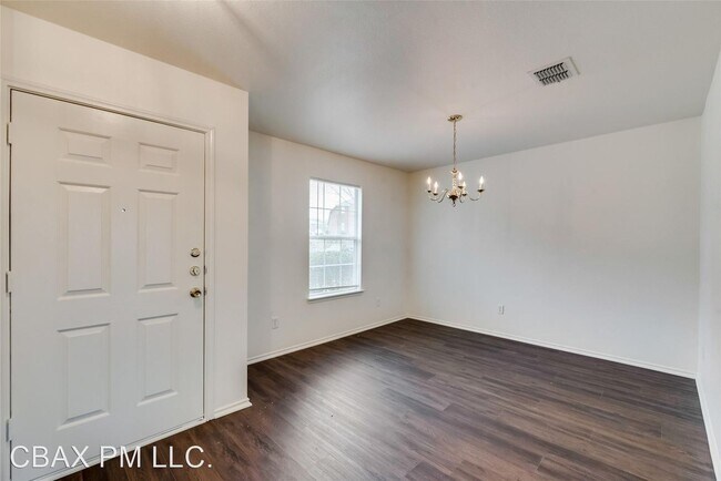 Building Photo - 3 br, 3 bath House - 2946 Midbury Dr