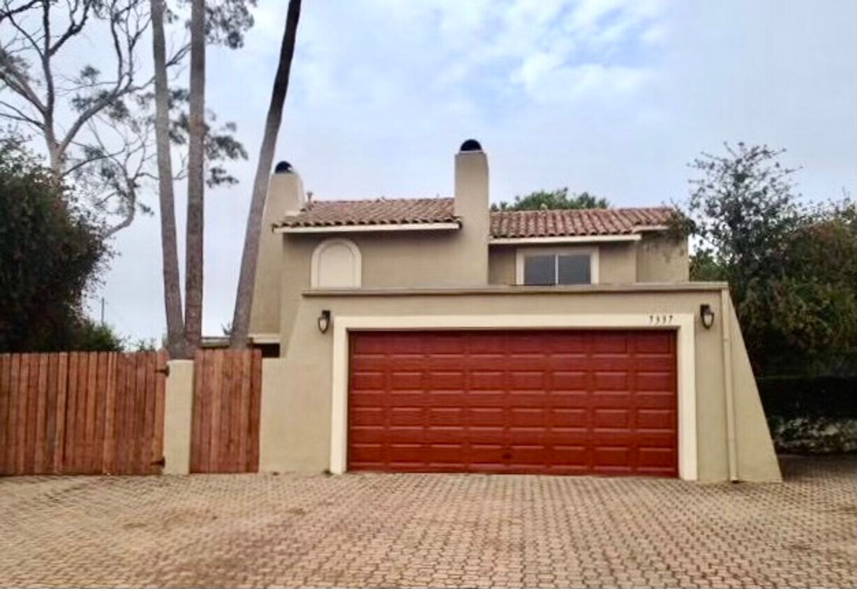 Foto principal - 7337 Lowell Way