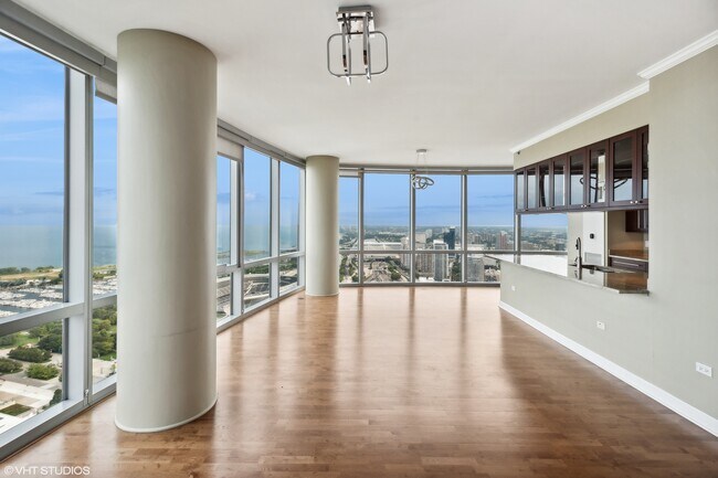 Foto del edificio - 1211 S Prairie Ave