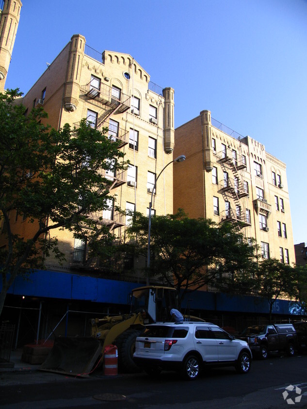 Foto del edificio - Morris Heights