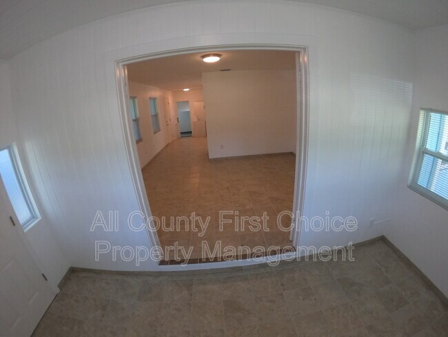 Building Photo - 1544 49th St N