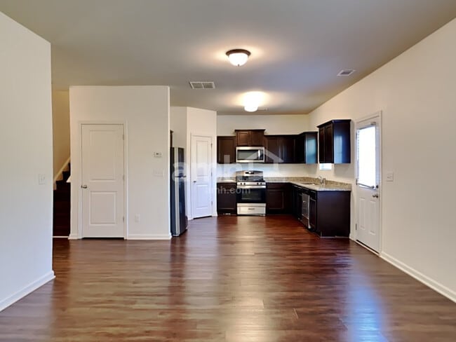 Foto del edificio - 4013 Clay Ct SE