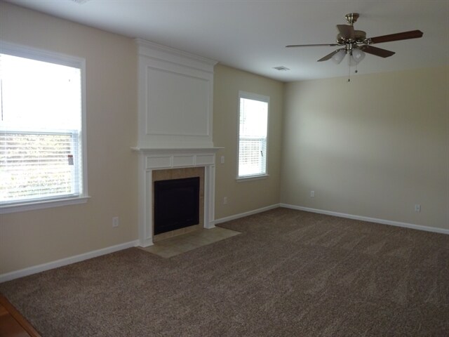 Foto del edificio - 5235 Fieldgate Ridge Dr