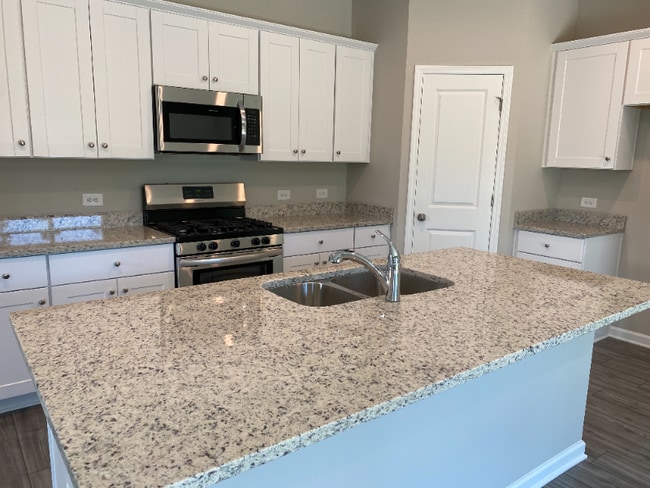 Building Photo - 4767 Waxwing St