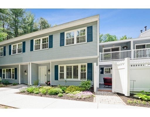 Primary Photo - 406 Edgebrook Dr