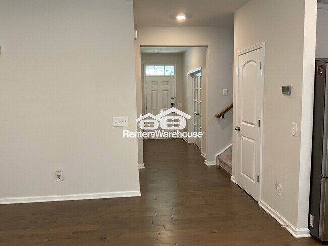 Building Photo - 11208 Irwin Oak Pl