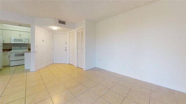 Building Photo - 8215 SW 152nd Ave