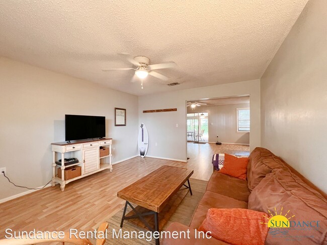 Building Photo - 2 br, 2 bath House - 6 Regency Park Drive