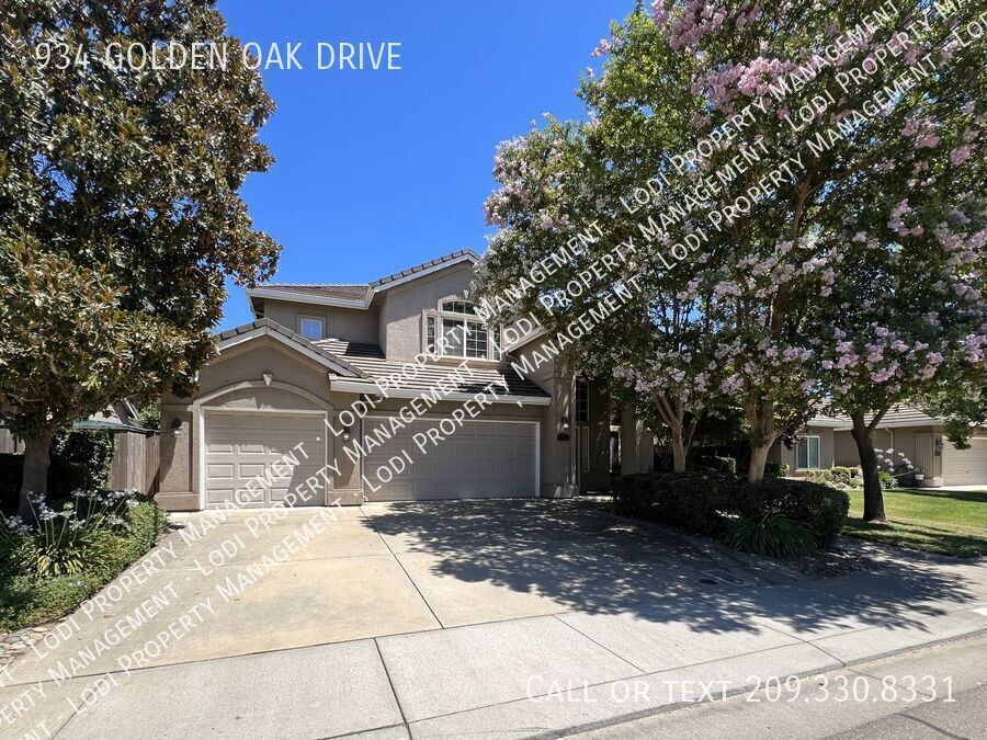 Foto principal - 934 Golden Oak Dr