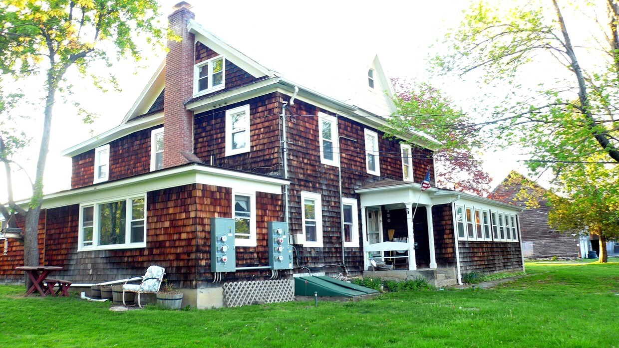 687695 Hoagerburgh Rd, Wallkill, NY 12589 Apartments in Wallkill, NY