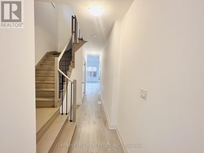 Building Photo - 149 Gateland Dr