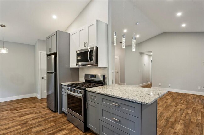 Foto del edificio - 3415 Owens Pass NW