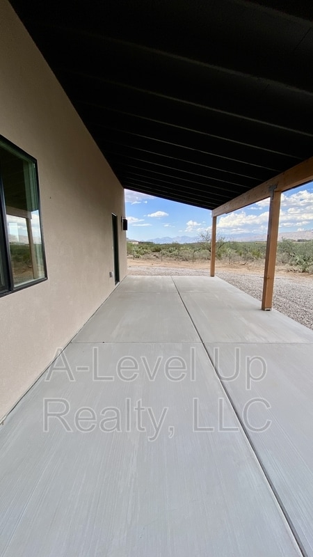 Building Photo - 3713 E Wetstones Rd