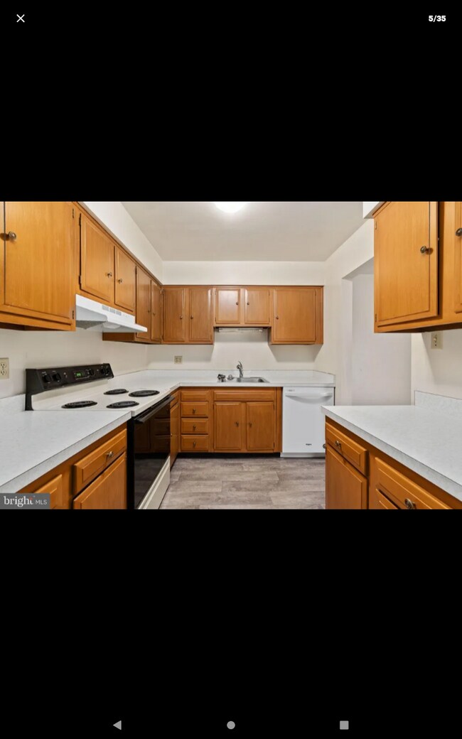Building Photo - 4502 Garfield Ct