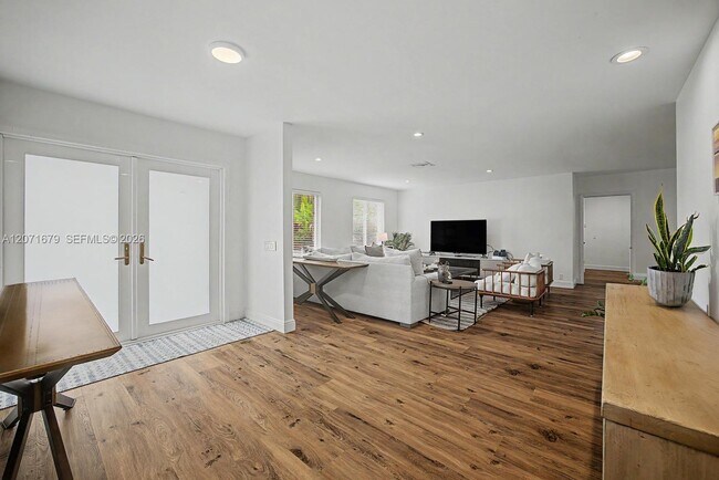 Foto del edificio - 7100 SW 119th St