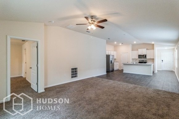 Foto del edificio - NEW CONSTRUCTION AVAILABLE! 2376 Oak Strea...