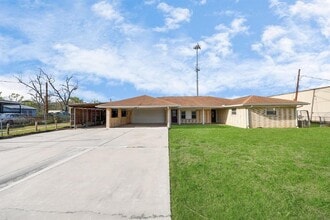 Building Photo - 4402 Ludwig Ln