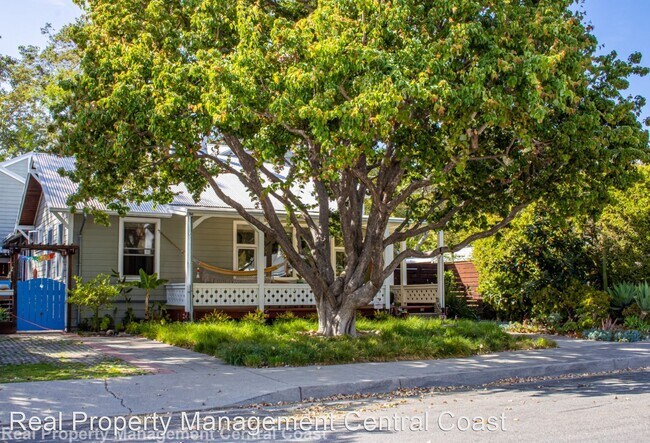 Building Photo - 4 br, 3 bath House - 1346 Pismo Street