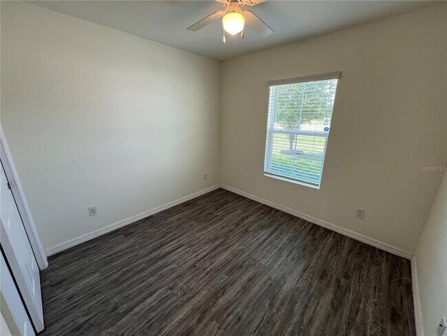 Building Photo - 26463 Sandhill Blvd