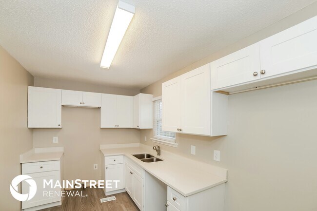 Foto del edificio - 212 Westwood Trail