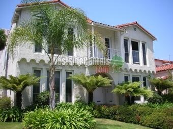 Building Photo - 459 S Palm Dr