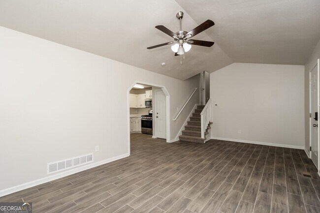 Foto del edificio - 175 Sumer Ln N