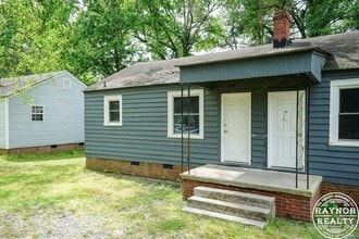 Building Photo - 617-619 Midway St