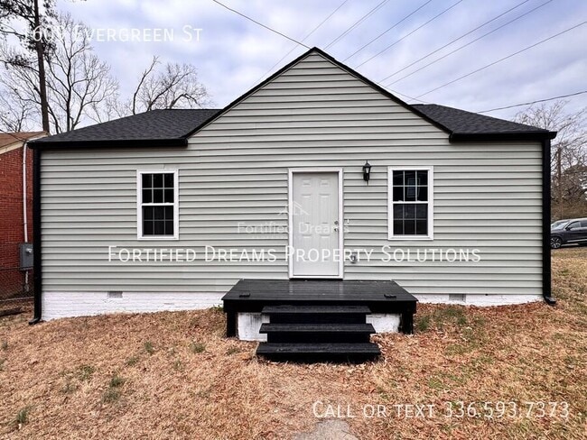Building Photo - 1609 Evergreen St