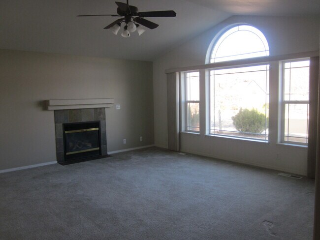 Foto del edificio - 3 Bedroom Single Level Home in NW Redmond