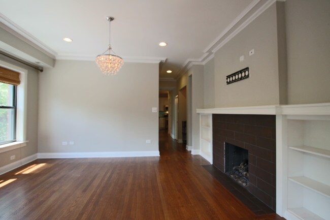 Building Photo - 5500 N Glenwood Ave