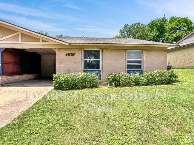 Building Photo - 311 Rita Dr