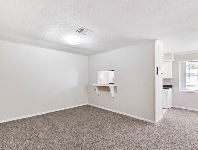 Foto del edificio - 2402 Hilton Head Dr