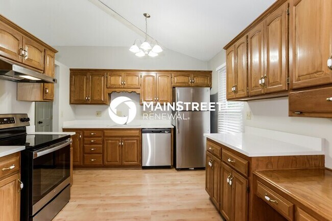 Building Photo - 3 Bedroom Pet-Friendly Home in PARKVILLE, ...