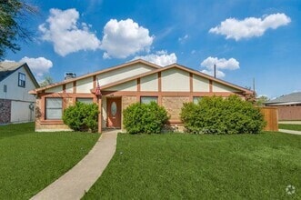 Building Photo - 5521 Armor Cir