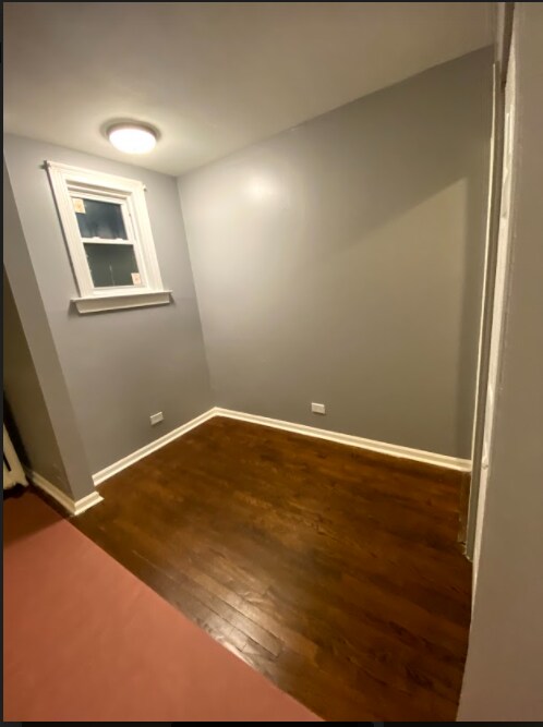 Building Photo - 5143 S Kenwood Ave