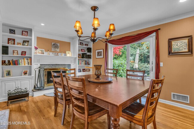 Foto del edificio - 2420 Cedar St